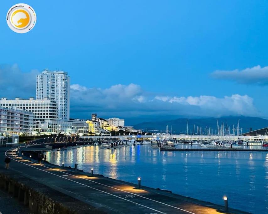 Azor International Apartment II Ponta Delgada Exteriör bild