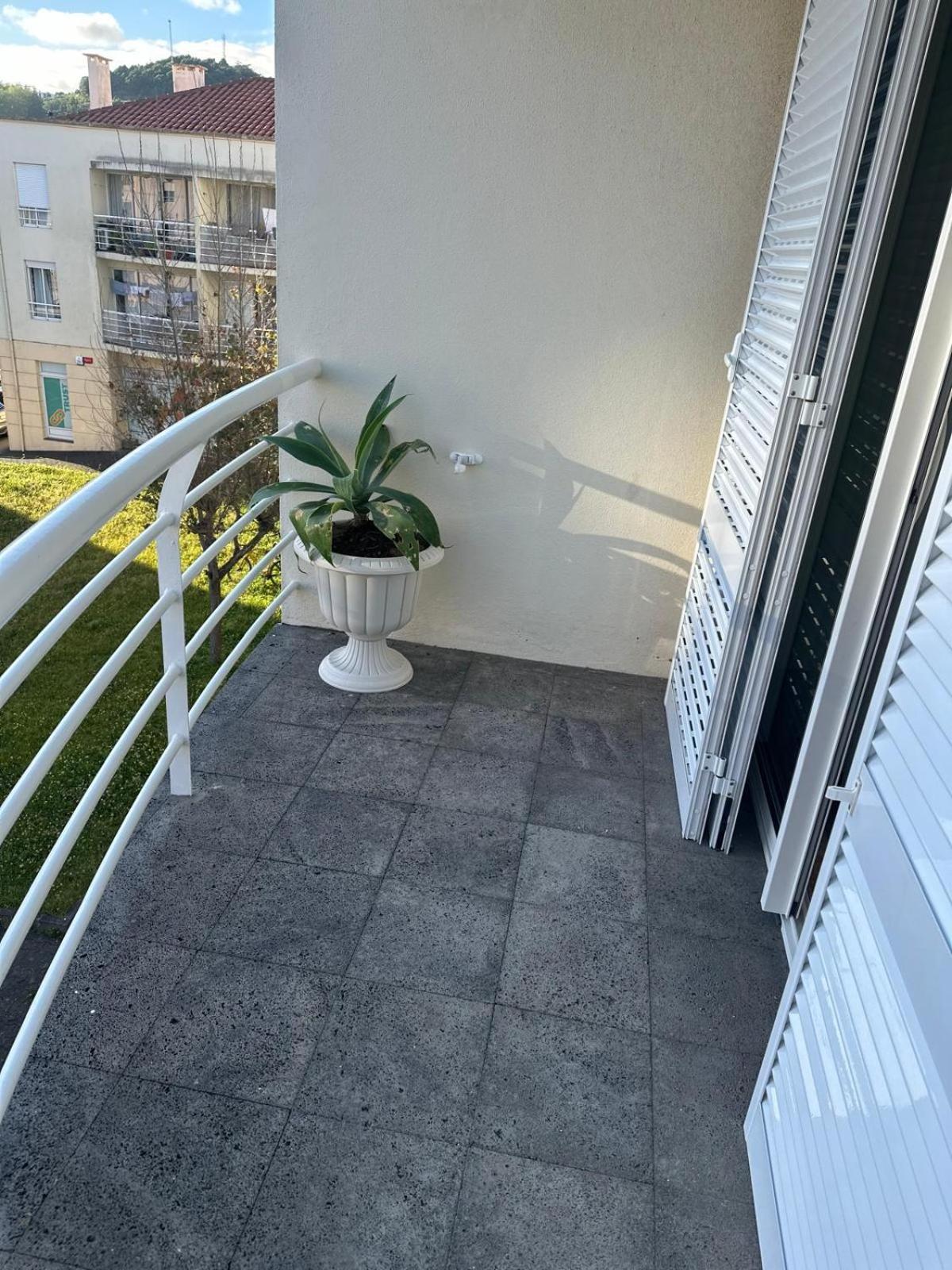 Azor International Apartment II Ponta Delgada Exteriör bild